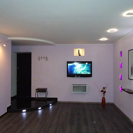 Apartment On Sovetskaya 103 博布鲁伊斯克 外观 照片