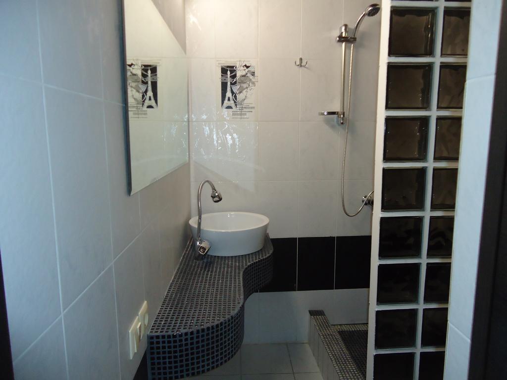 Apartment On Sovetskaya 103 博布鲁伊斯克 外观 照片