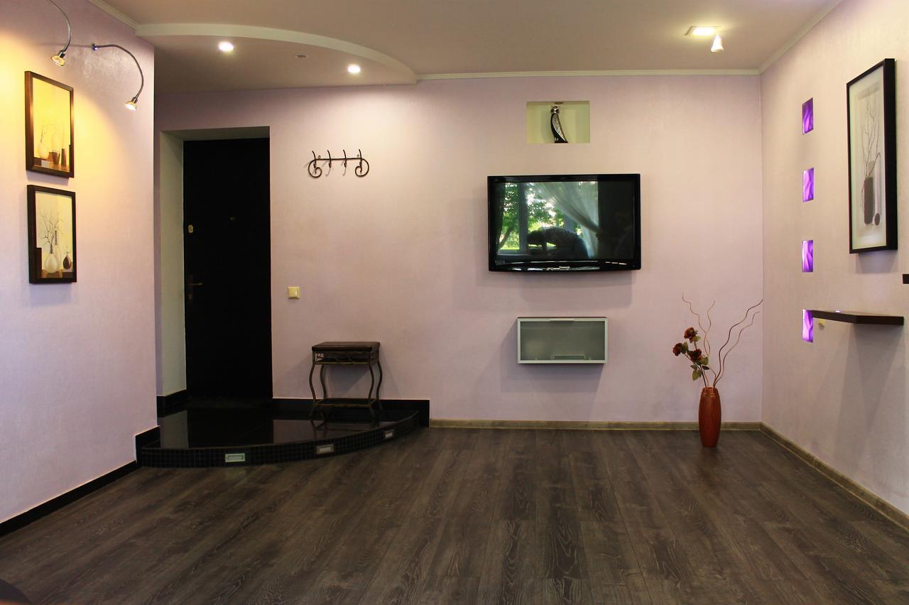Apartment On Sovetskaya 103 博布鲁伊斯克 外观 照片